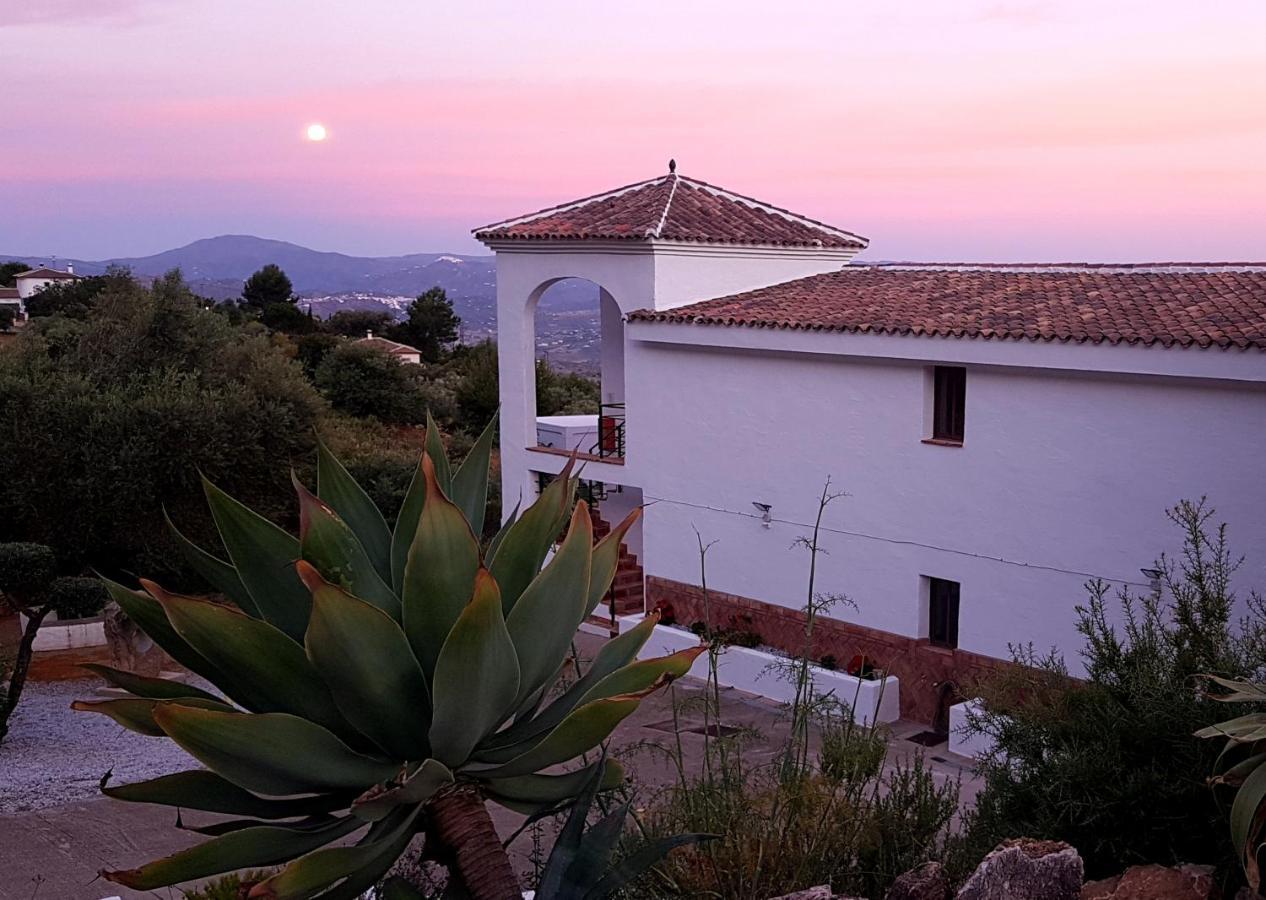 Casa Arts Guest Rooms Alcaucín Esterno foto